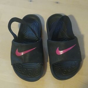 Nike girls slides